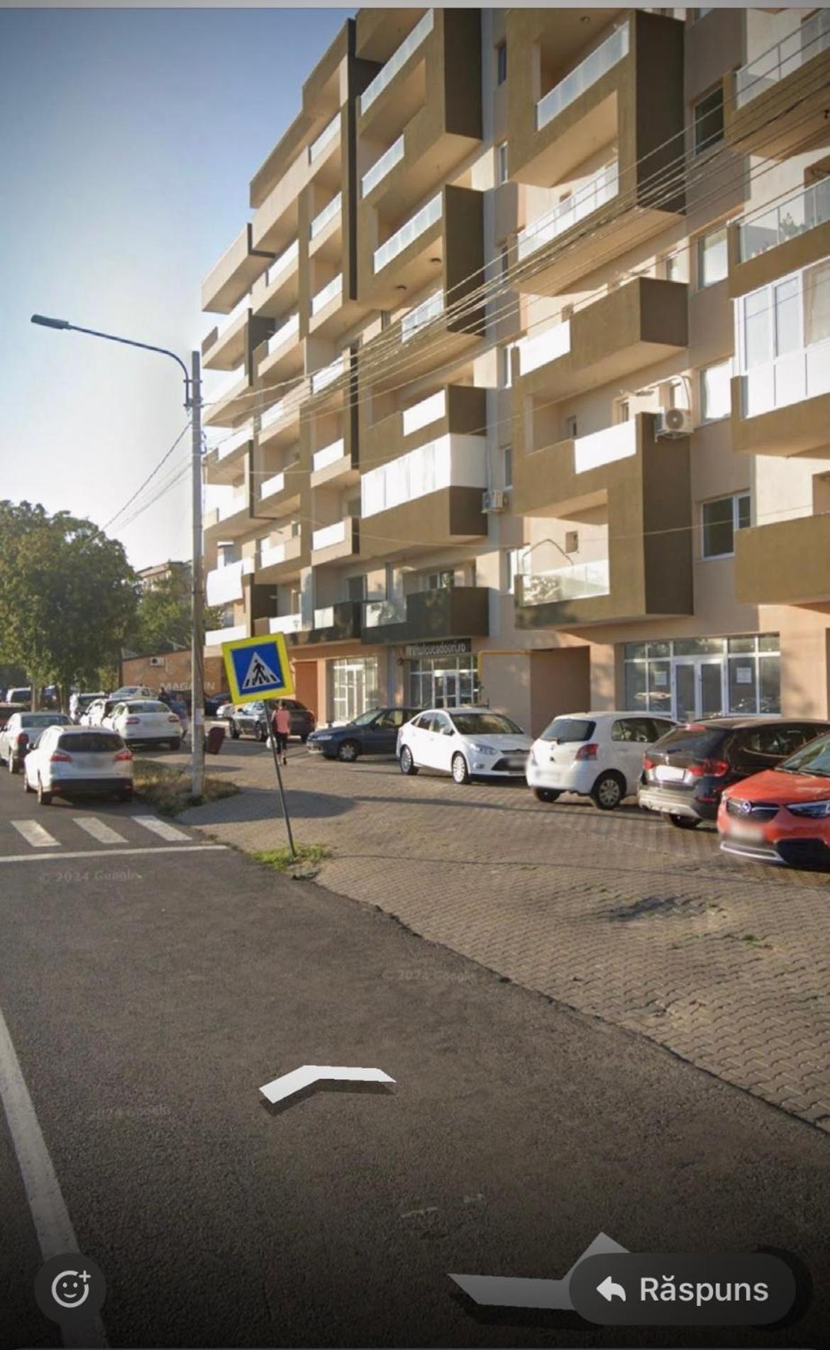 Luxy Apartment Craiova Bagian luar foto